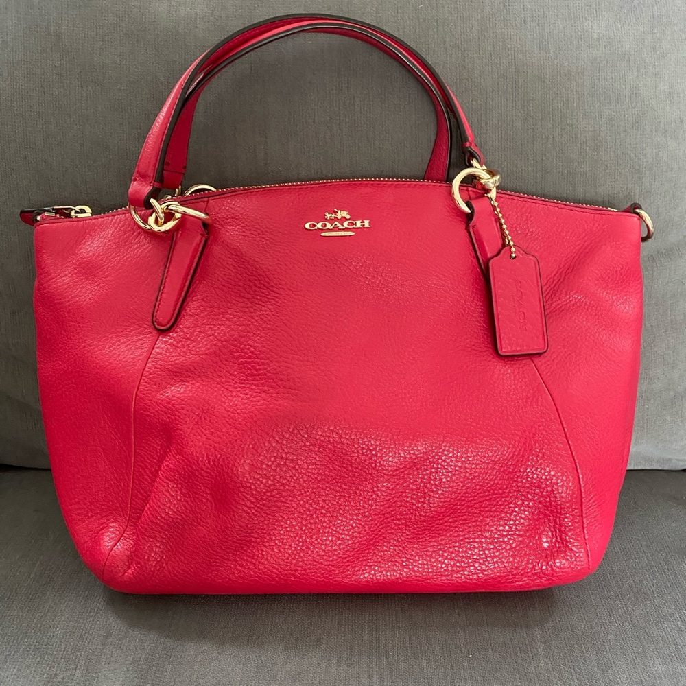 Coach Small Kelsey Satchel - like new!